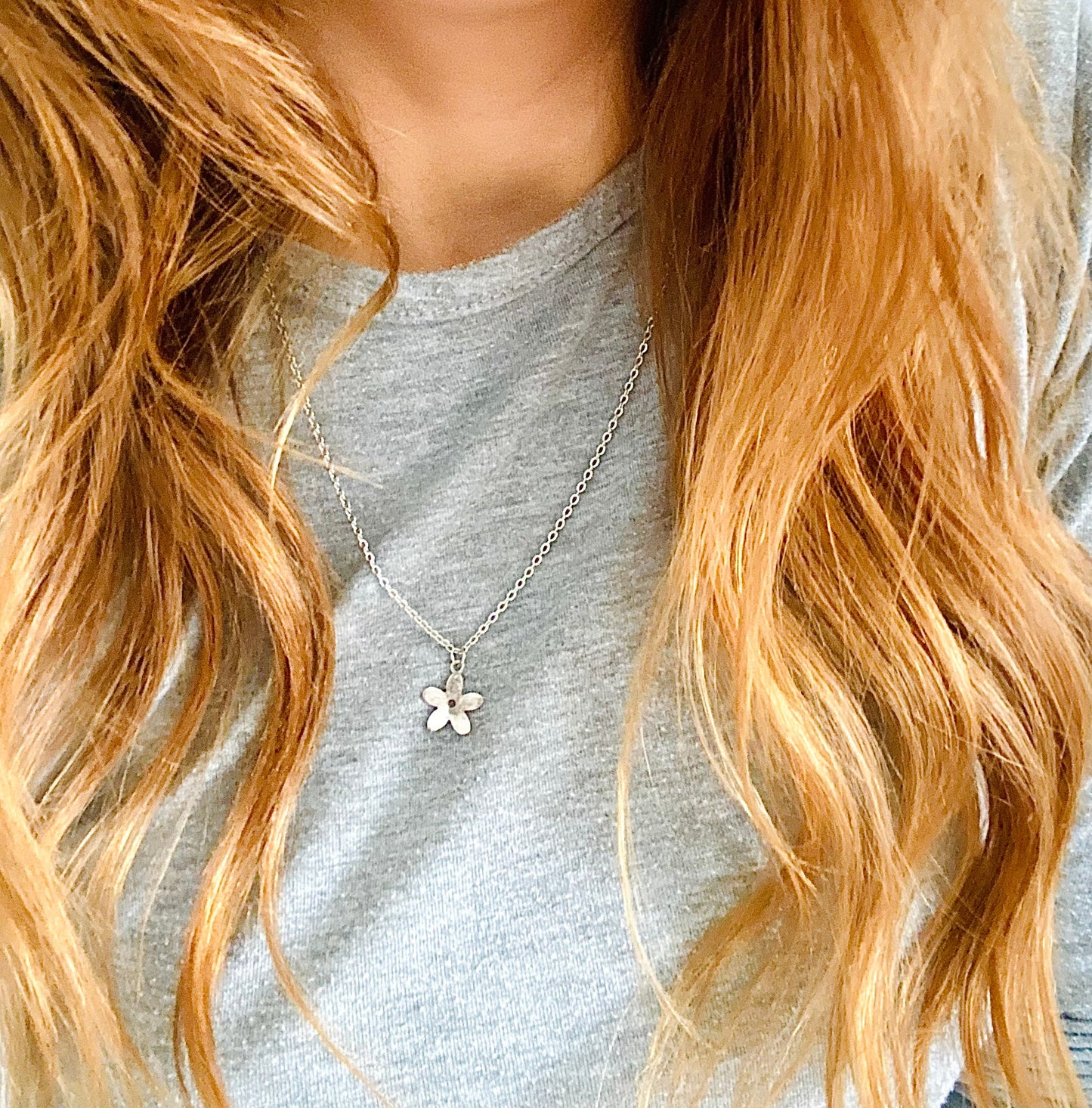 Flower Power Necklace (Silver)