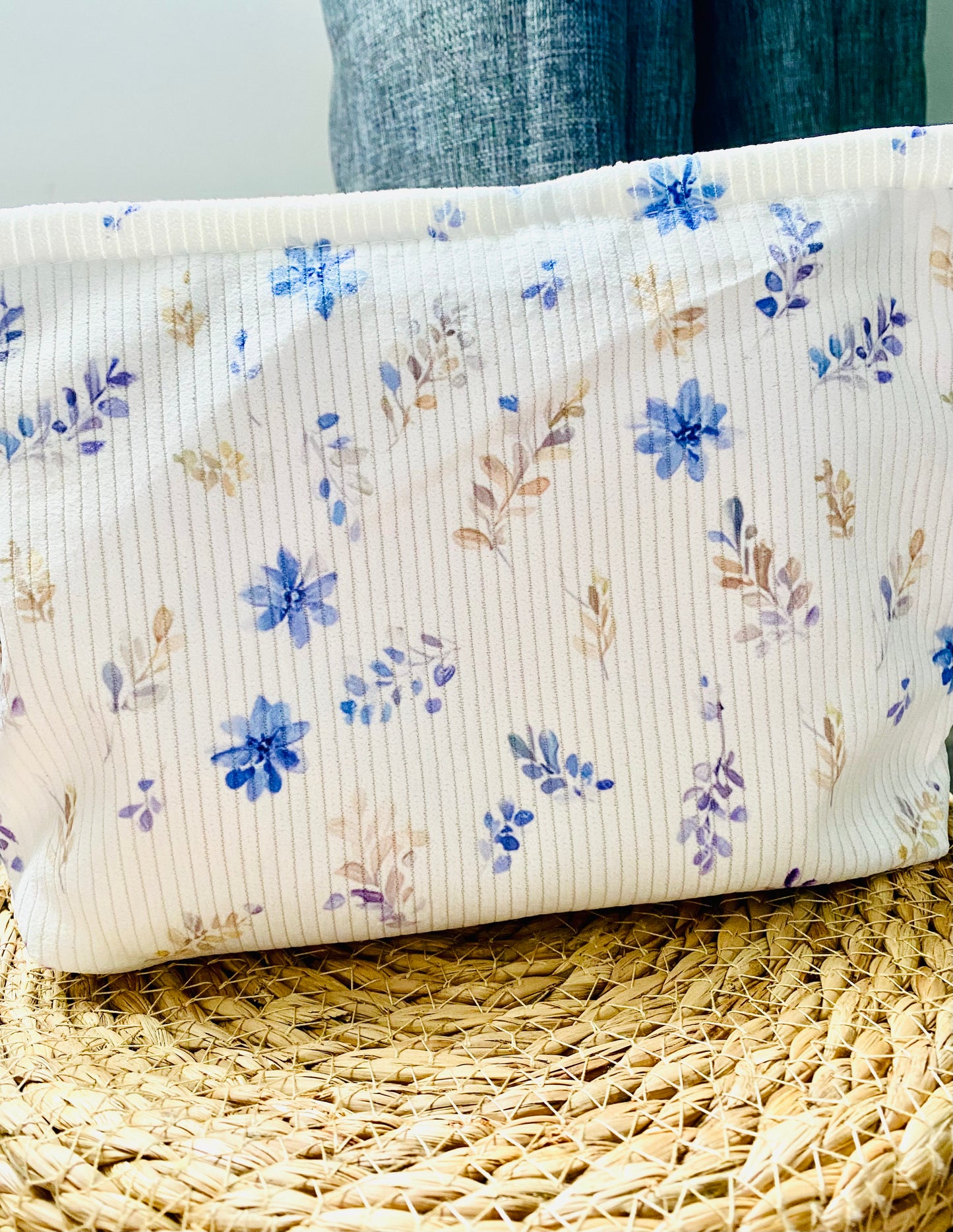 Forget Me Not Pouch - Blue Floral Make Up Bag