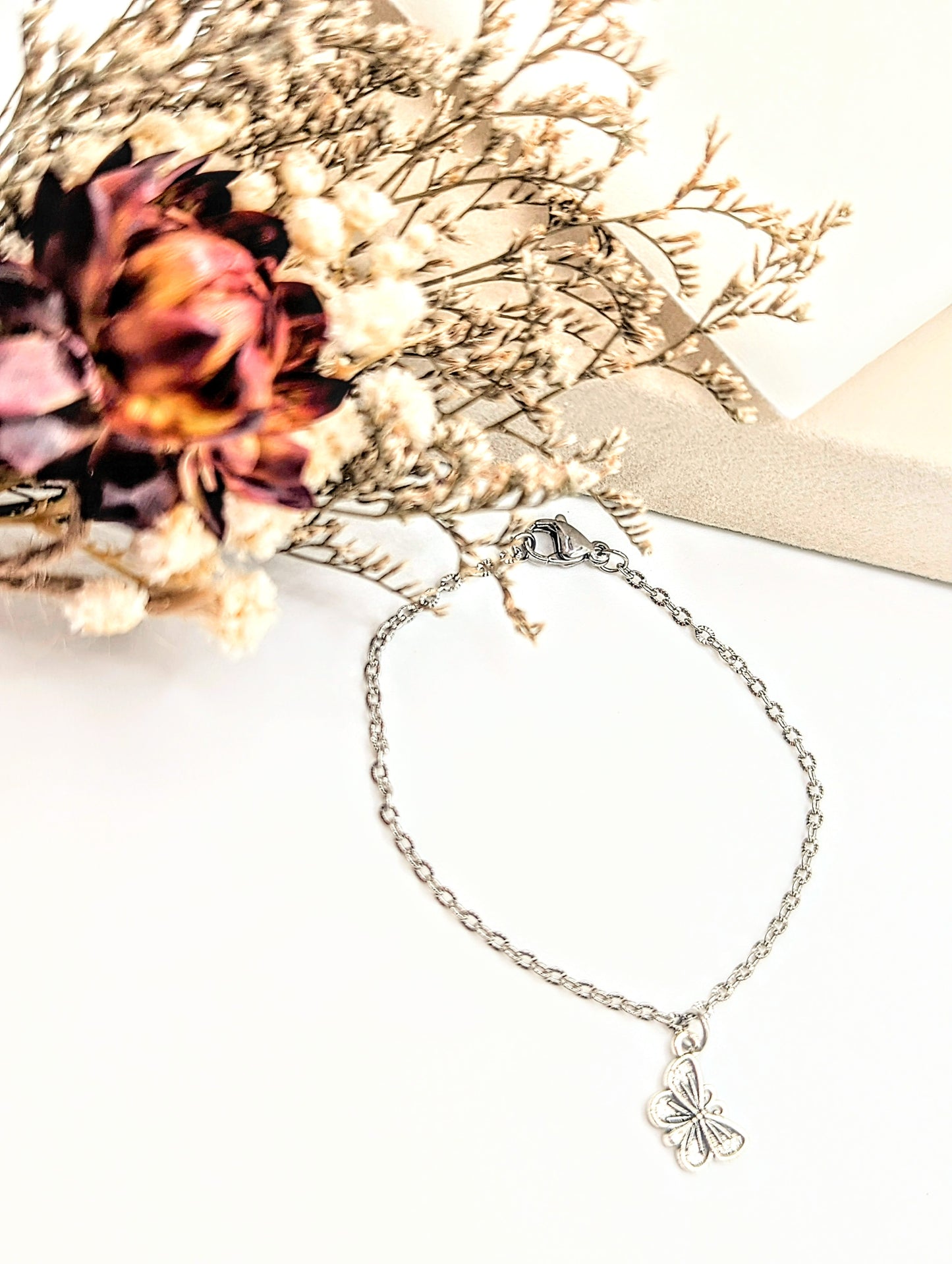 Luminous Flutters Bracelet (Silver)