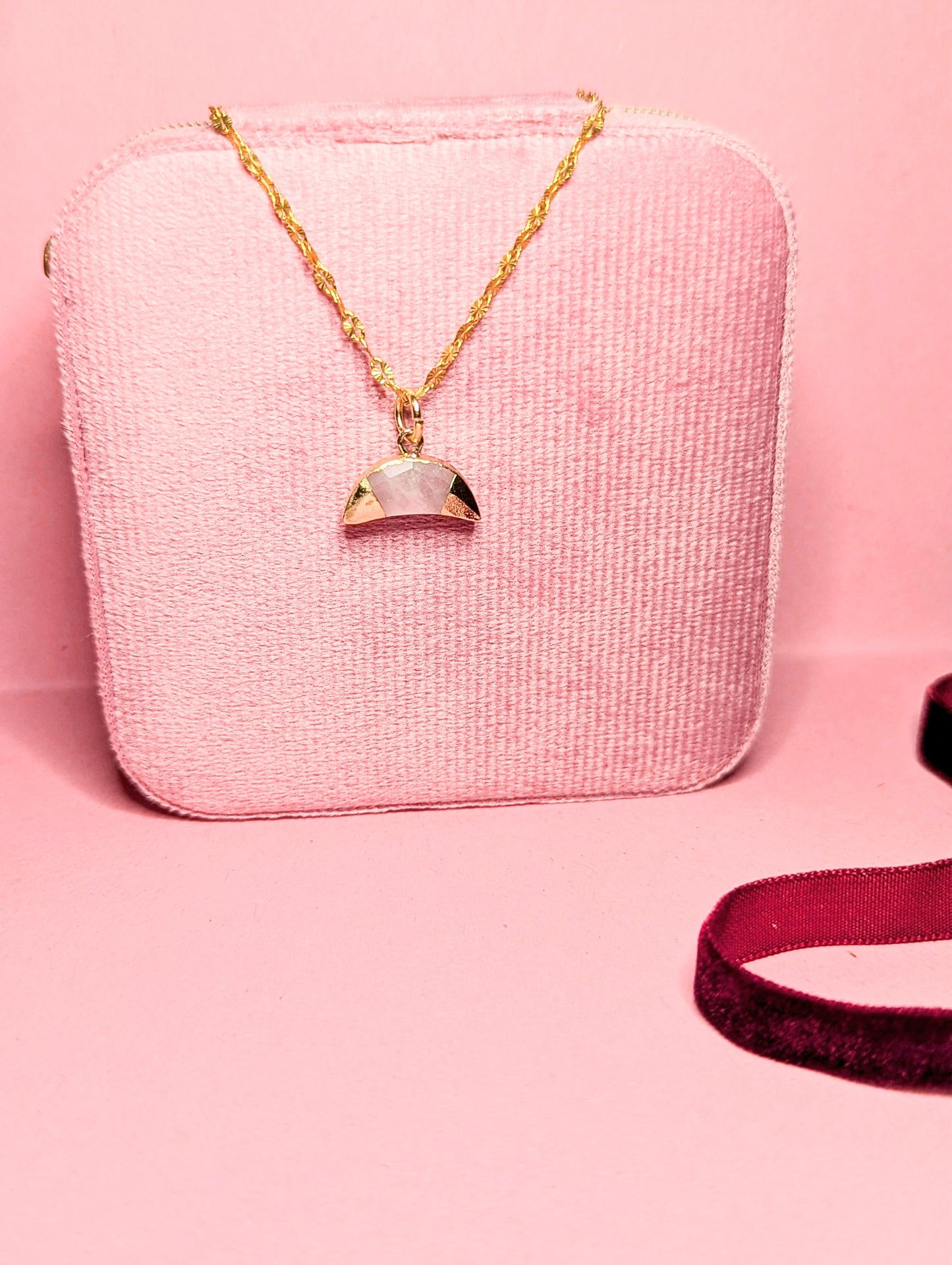 Luna Rose Necklace (Gold)