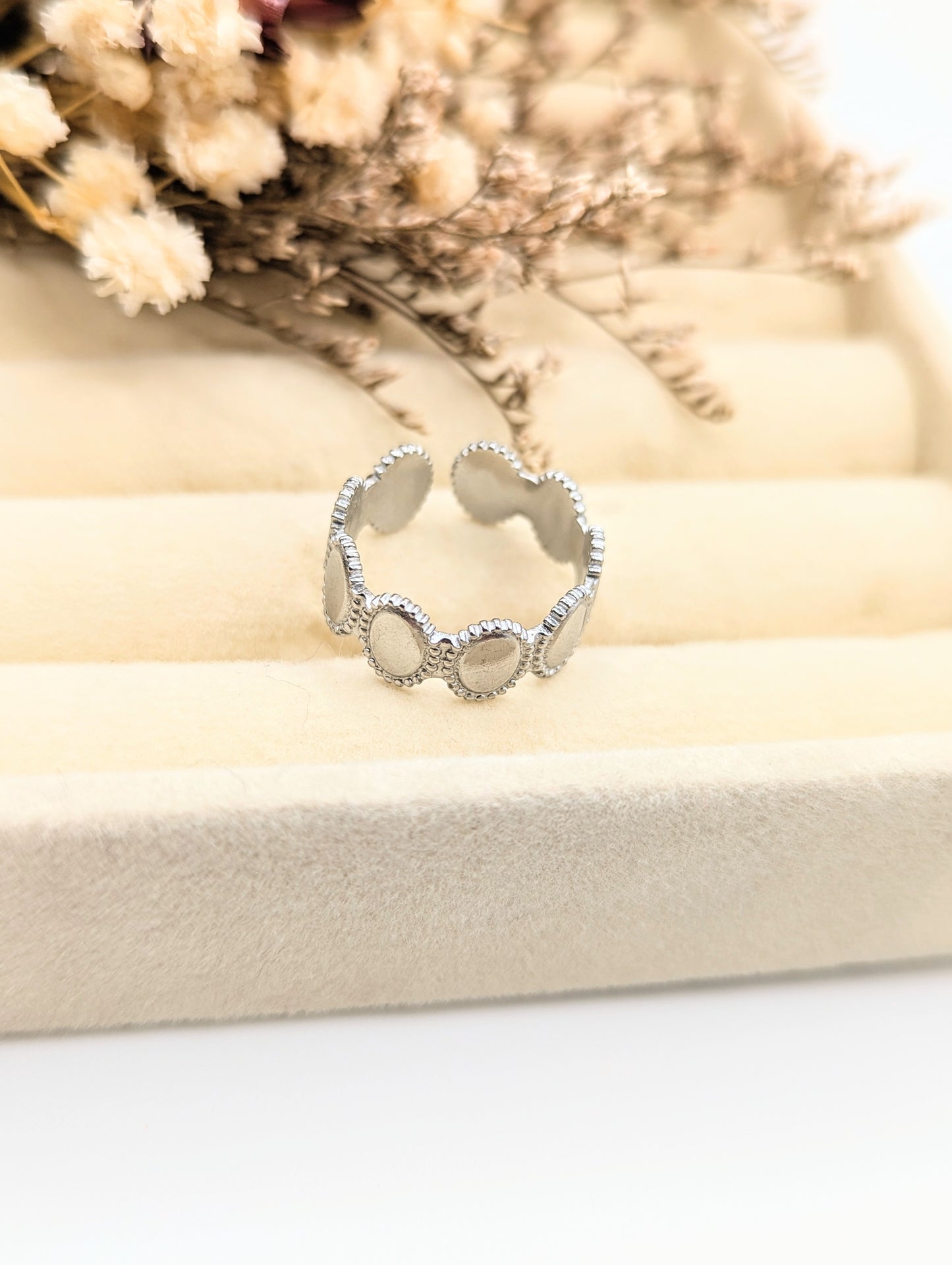 Polished Pebble Ring (Silver)