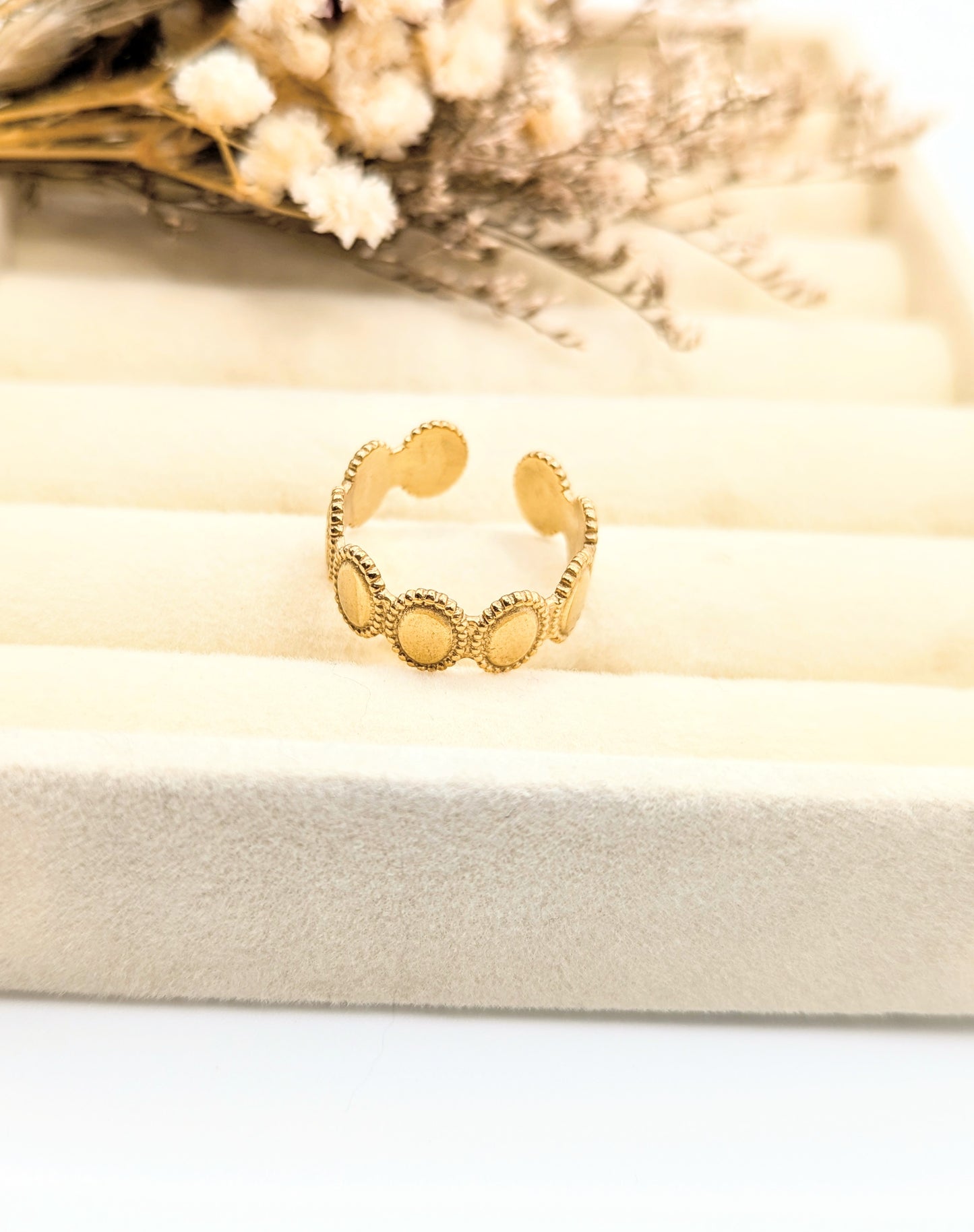 Polished Pebble Ring (Gold)