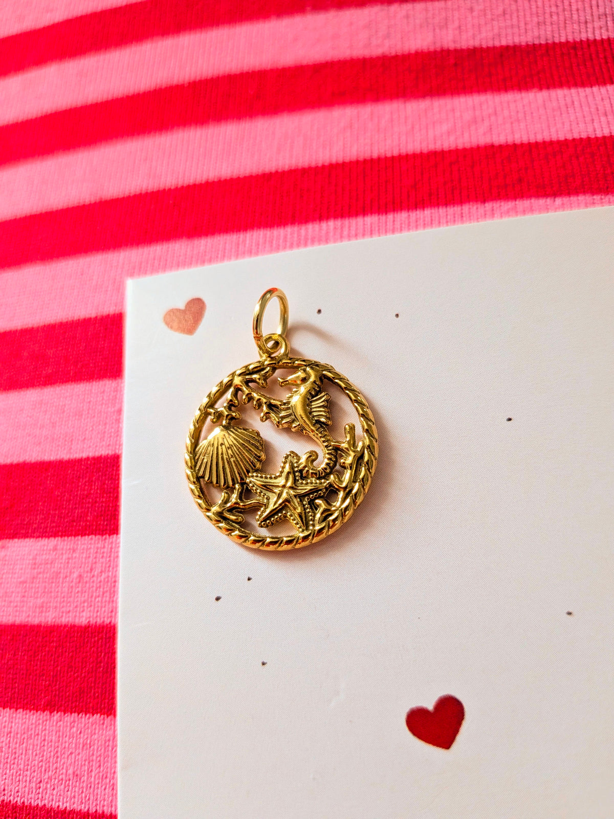 Round Sealife Coin Charm (Gold)