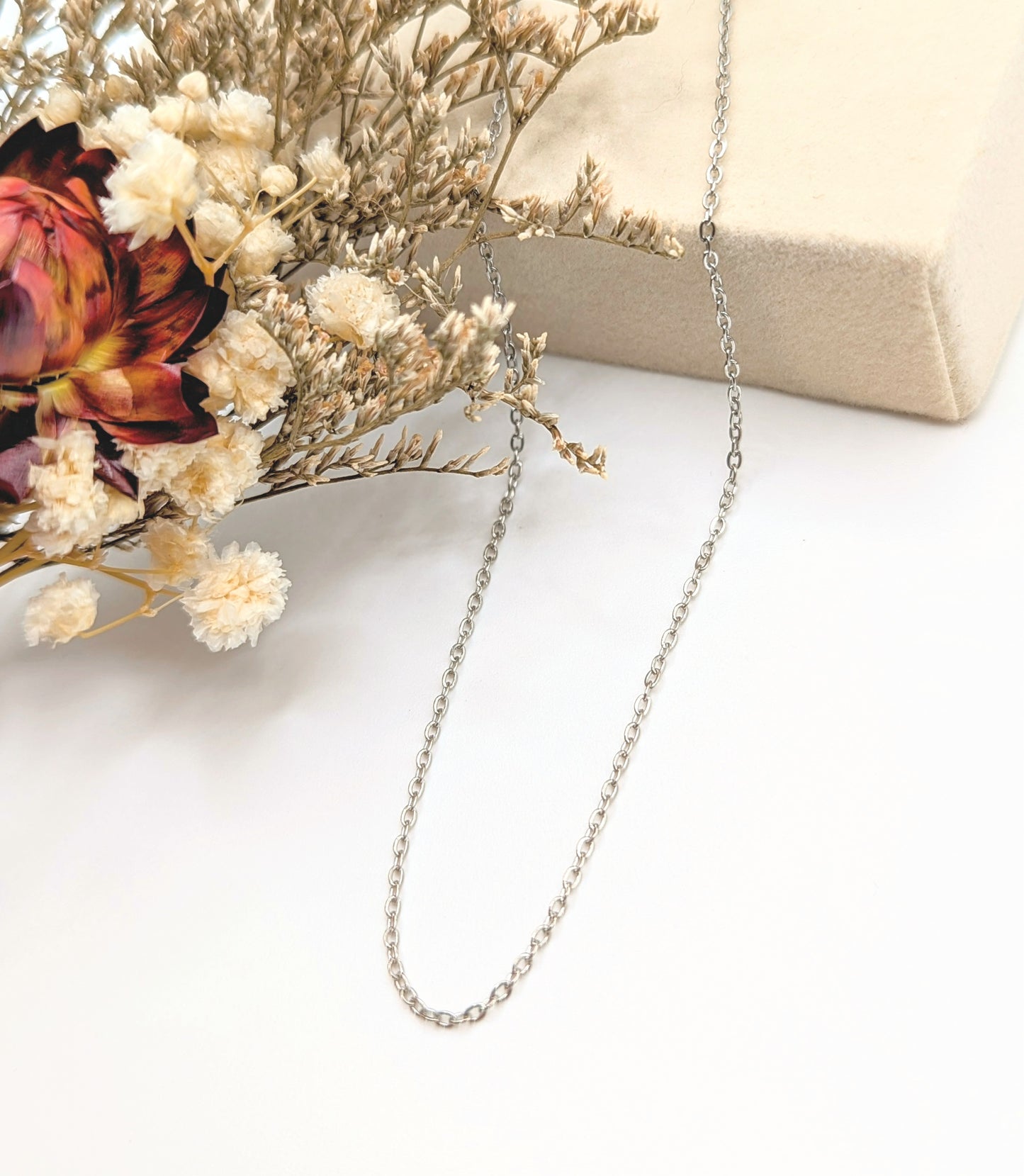 Silver Dainty Cable Necklace (silver)