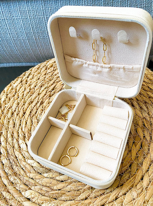 The Darling Jewellery Case - Cream Jewellery Storage