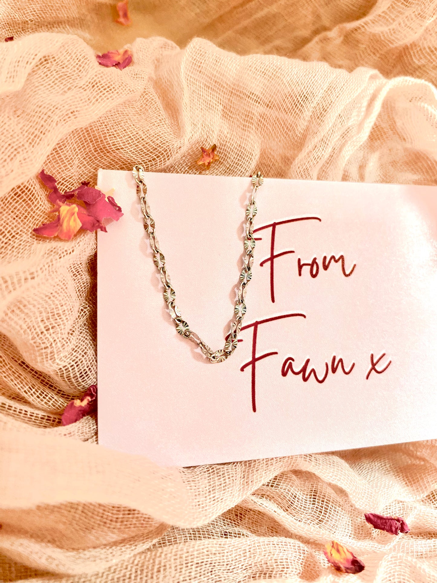 Silver Shimmer Necklace (Silver)