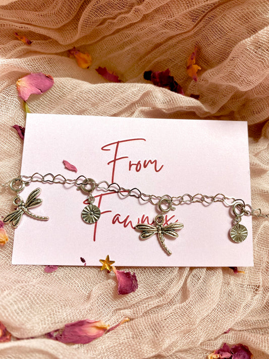 Dragonfly Charm Bracelet (Silver)