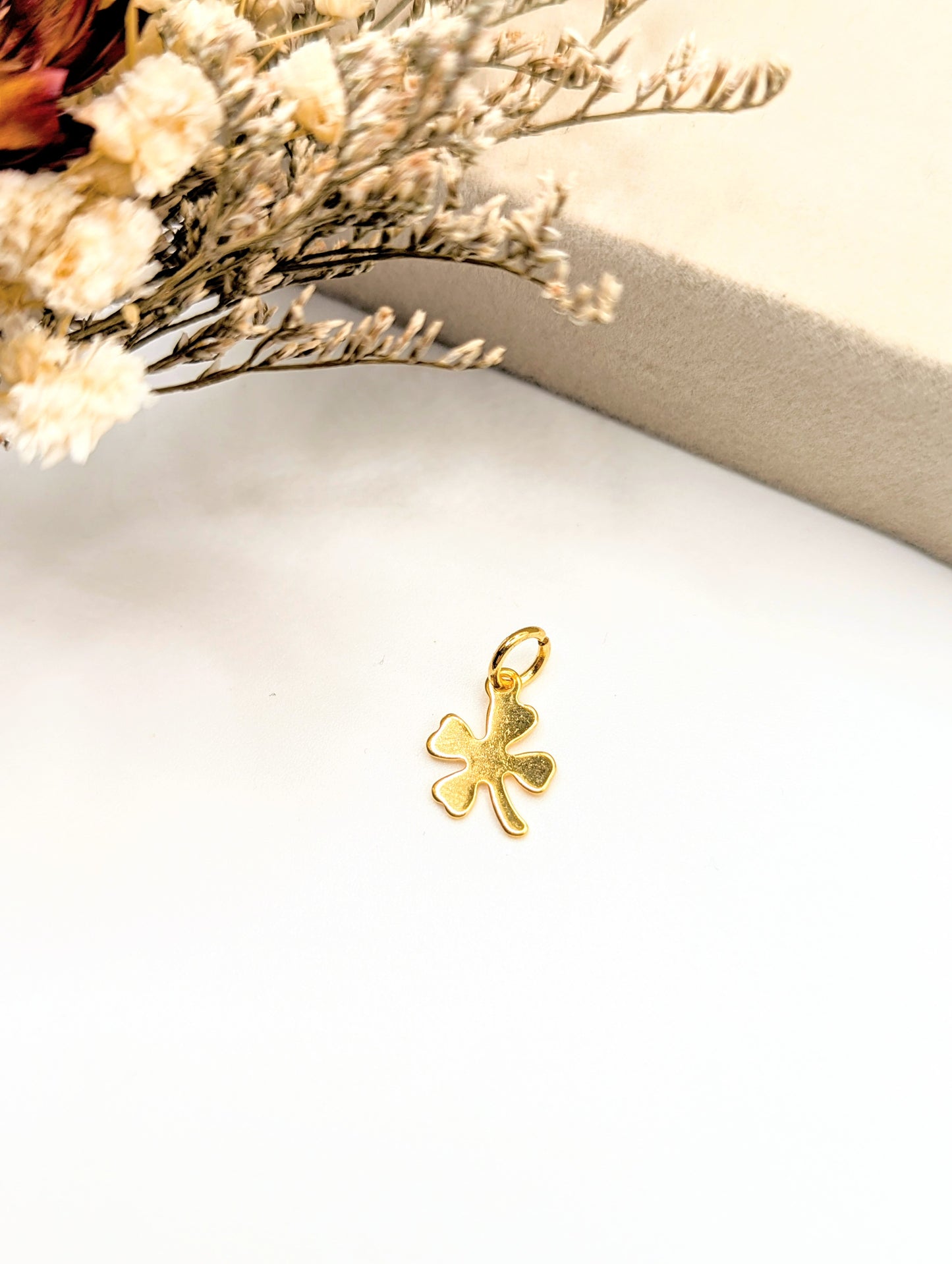 Lucky Four Leaf Clover Charm (Gold)