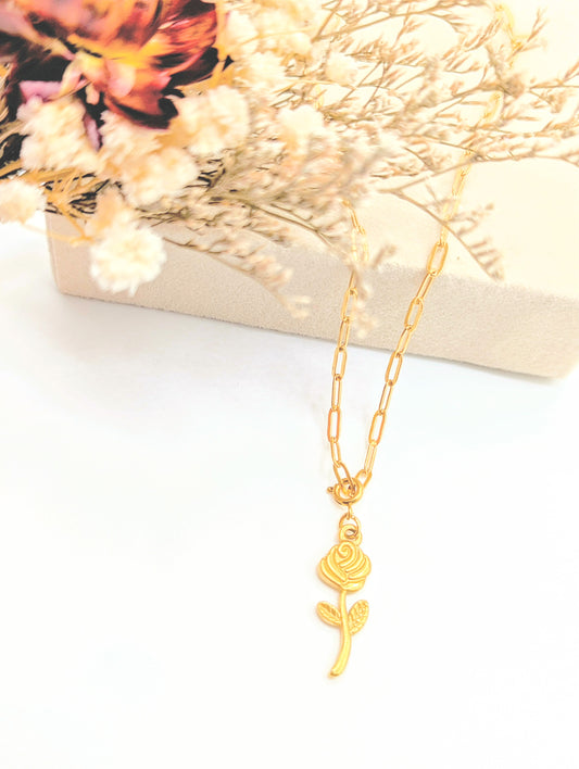 Eternal Rose Necklace (Gold)