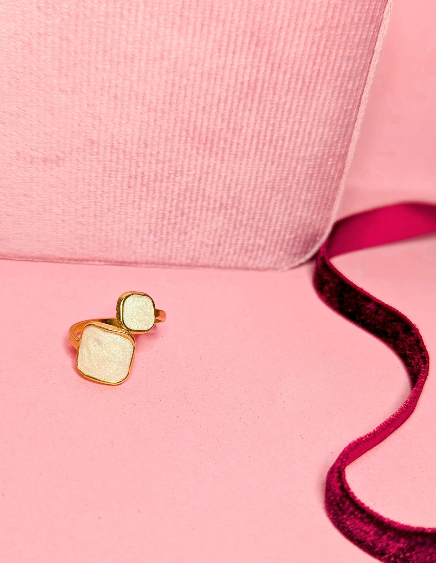 The Moon Petal Ring (Gold)