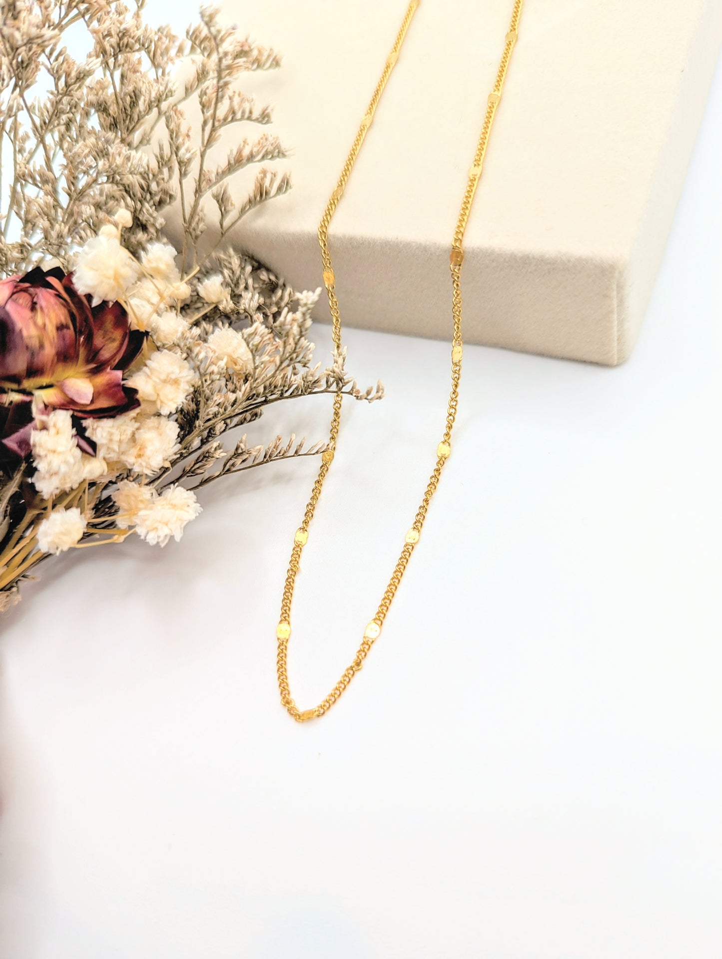 Shimmer Necklace (Gold)