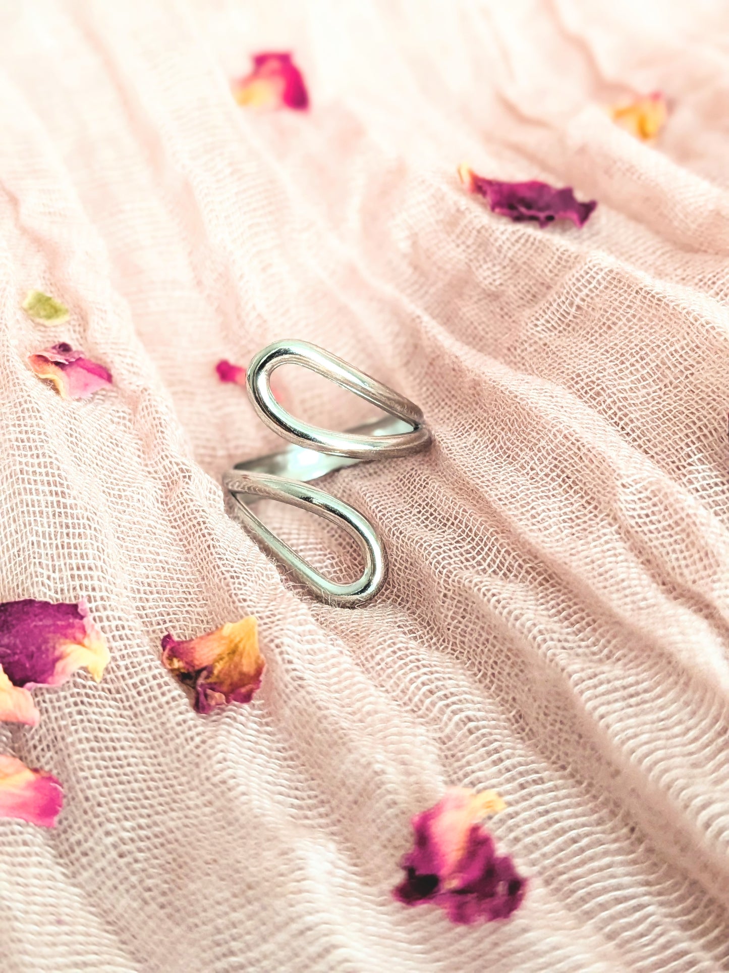 Shapeshift Wrap Ring (silver)
