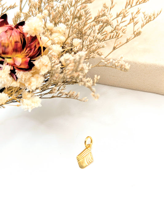 Geometric Charm (Gold)