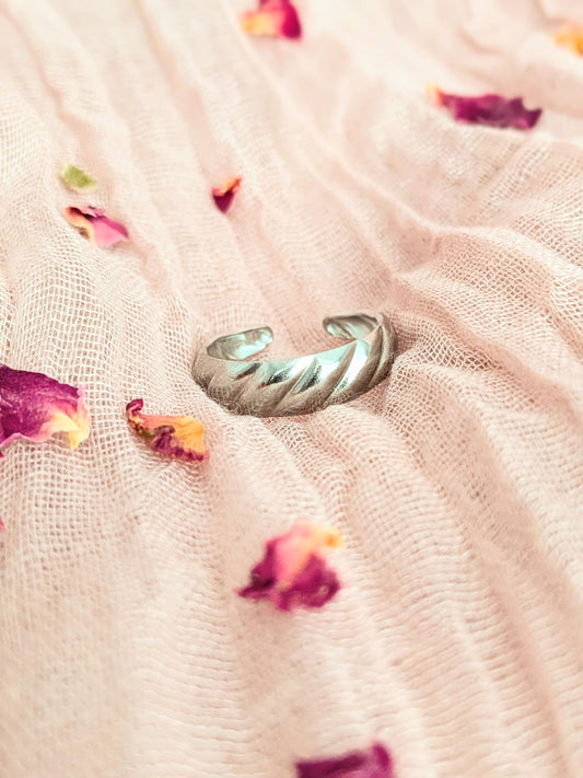 Chrome Curve Ring (silver)