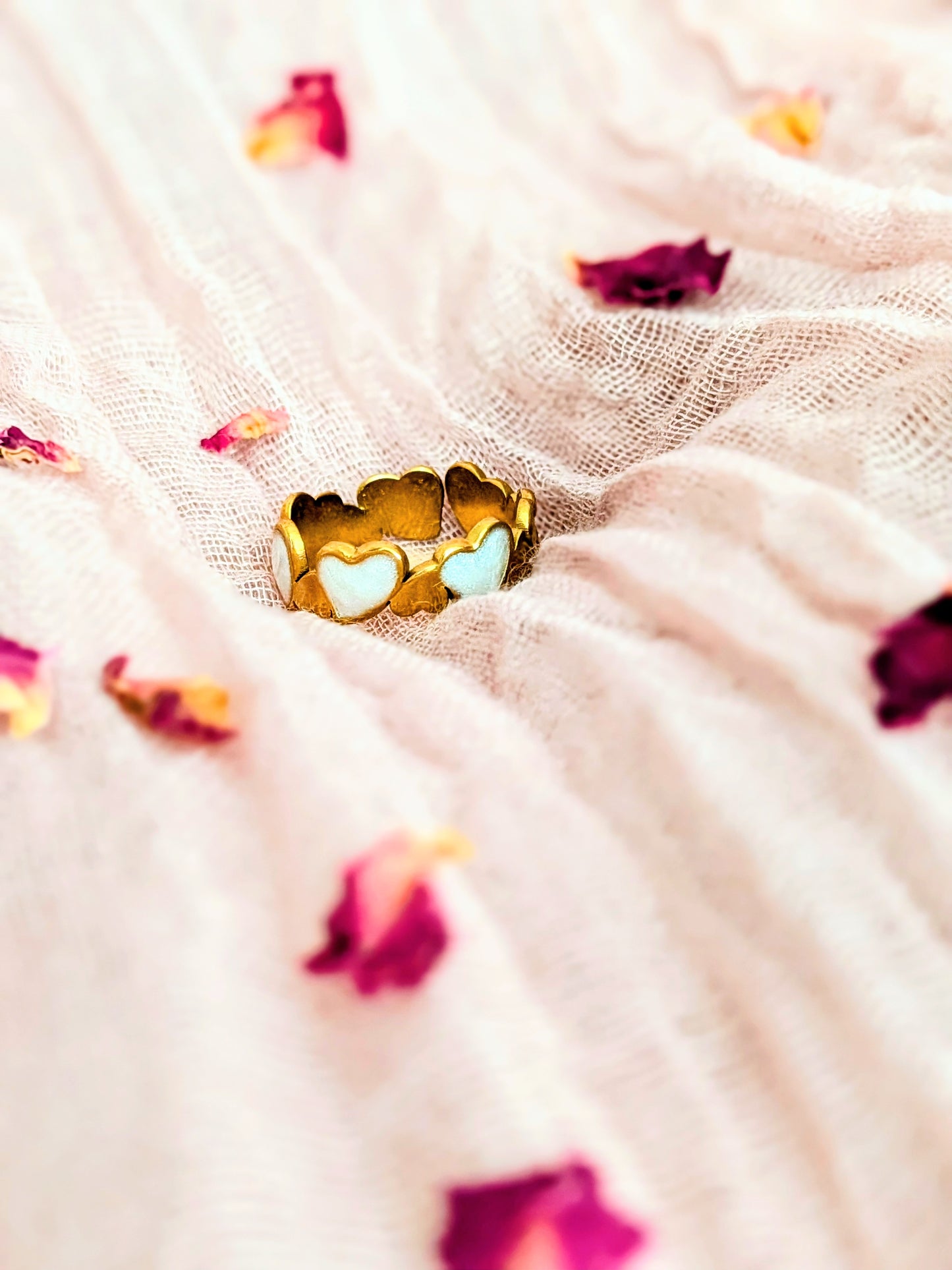 The Orb Heart Ring (Gold)