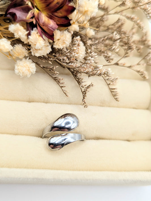 Silver Ripple Wrap Ring (silver)