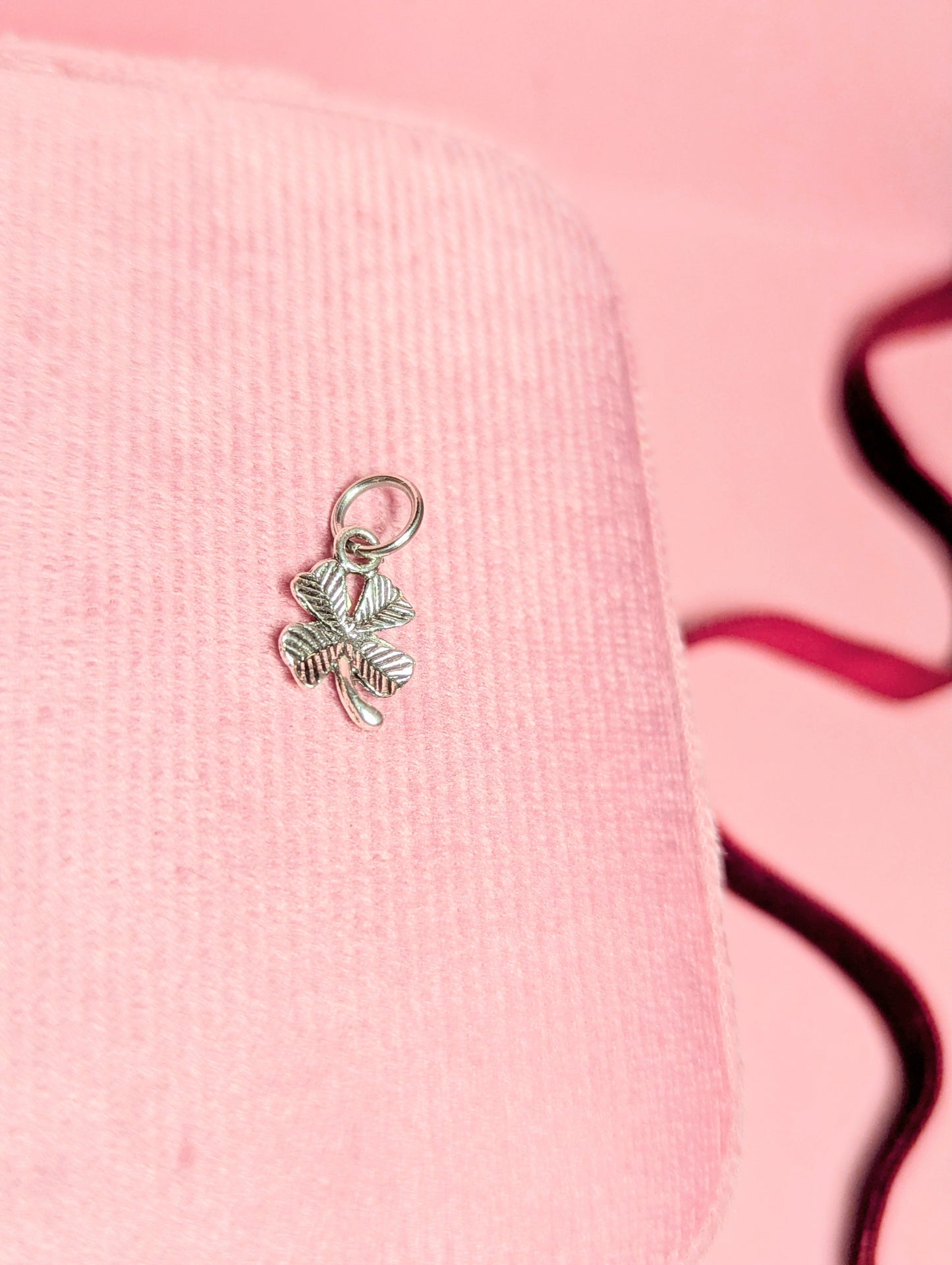 Lucky Clover Charm (Silver)