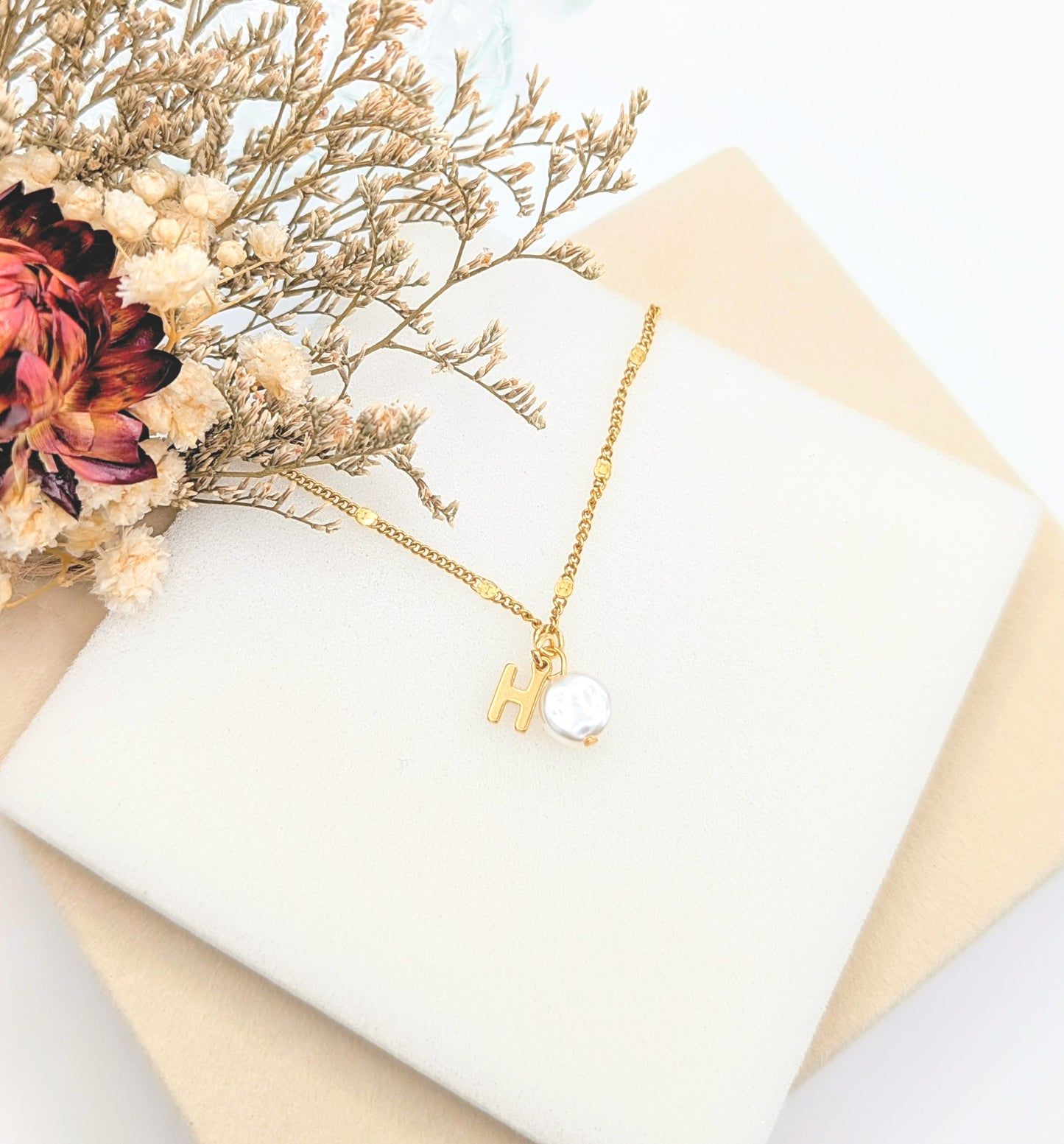 Sweet Pearl Initial Necklace (Gold)